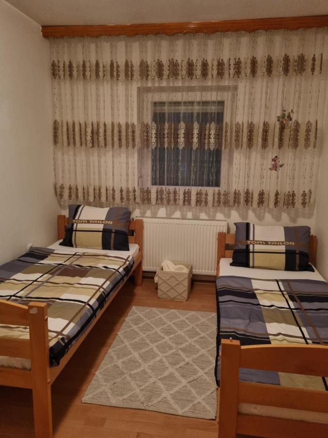 Ferienwohnung Sabina Босанська Крупа Екстер'єр фото